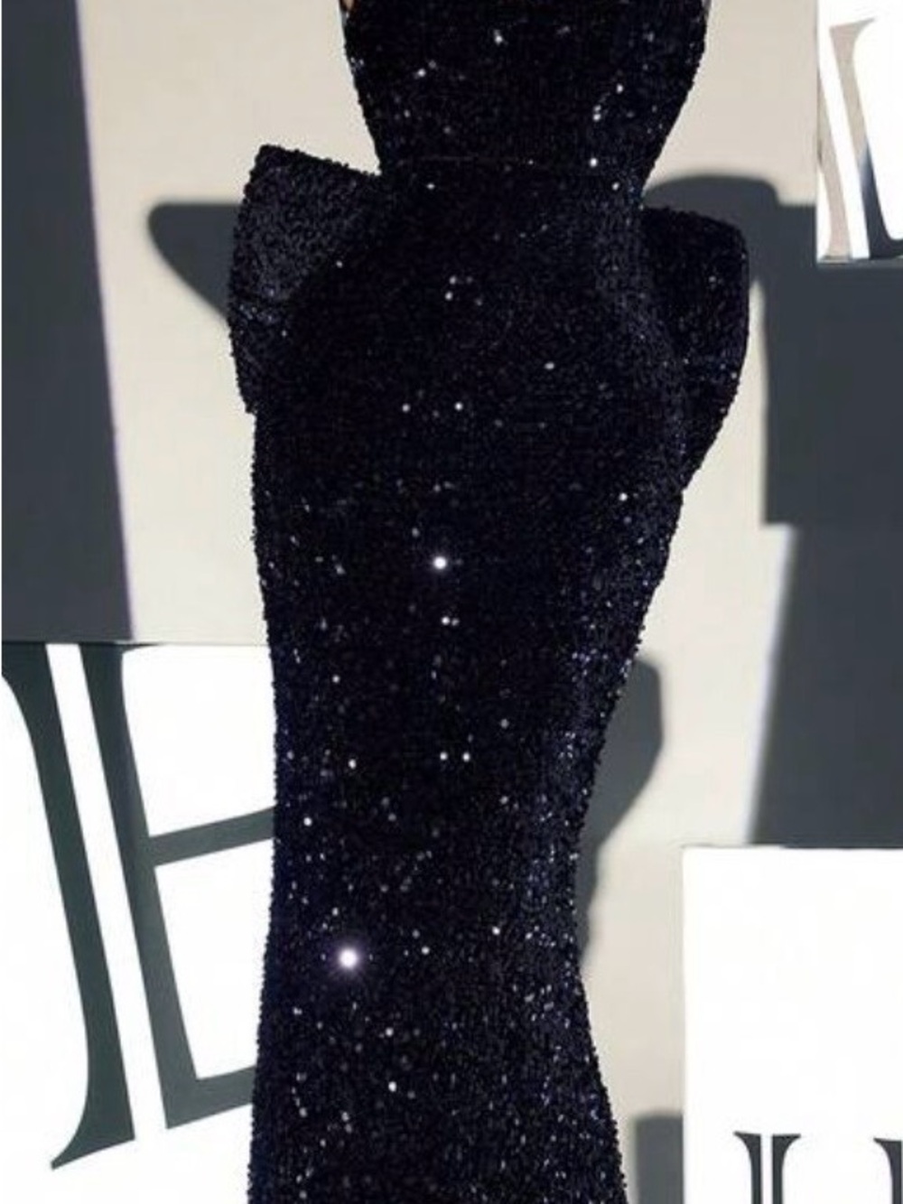Black Sequin Evening Gloves - Elegant Sparkle